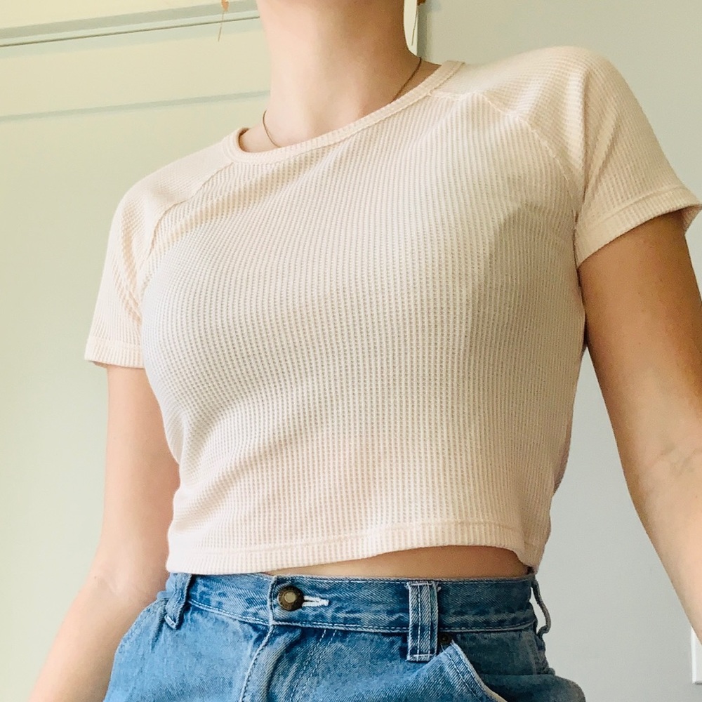 ❤️sold American eagle soft waffle knit off white crop top